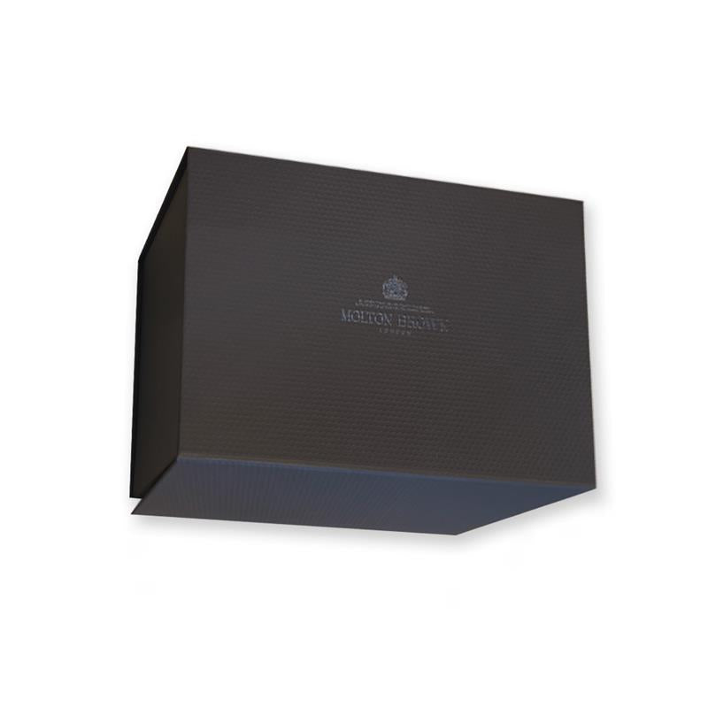 صندوق هدايا مجاني مكون من 6 قطع وشريط ومناديل ورقية