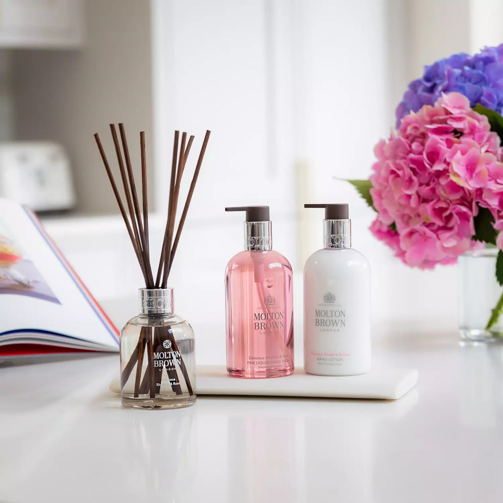 Delicious Rhubarb & Rose Fine Liquid Hand Wash 300ml