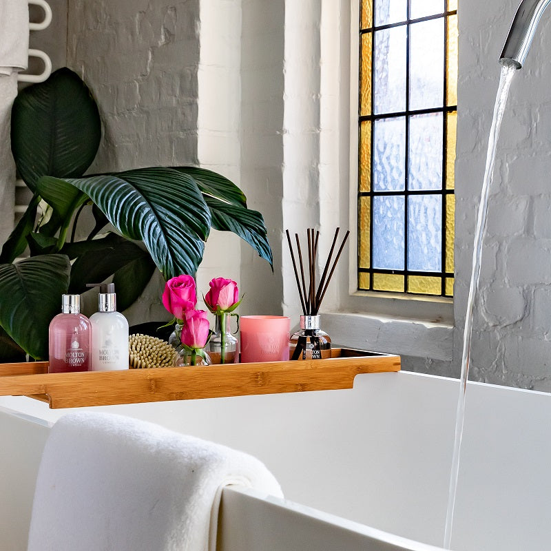 Delicious Rhubarb & Rose Three Wick Candle