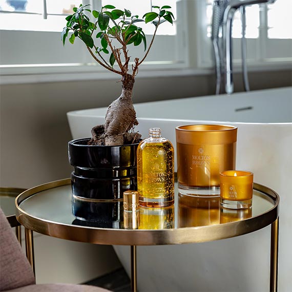 Oudh Accord & Gold Three Wick Candle